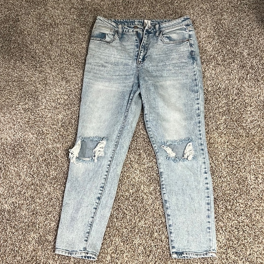 No Boundaries Ripped Jeans